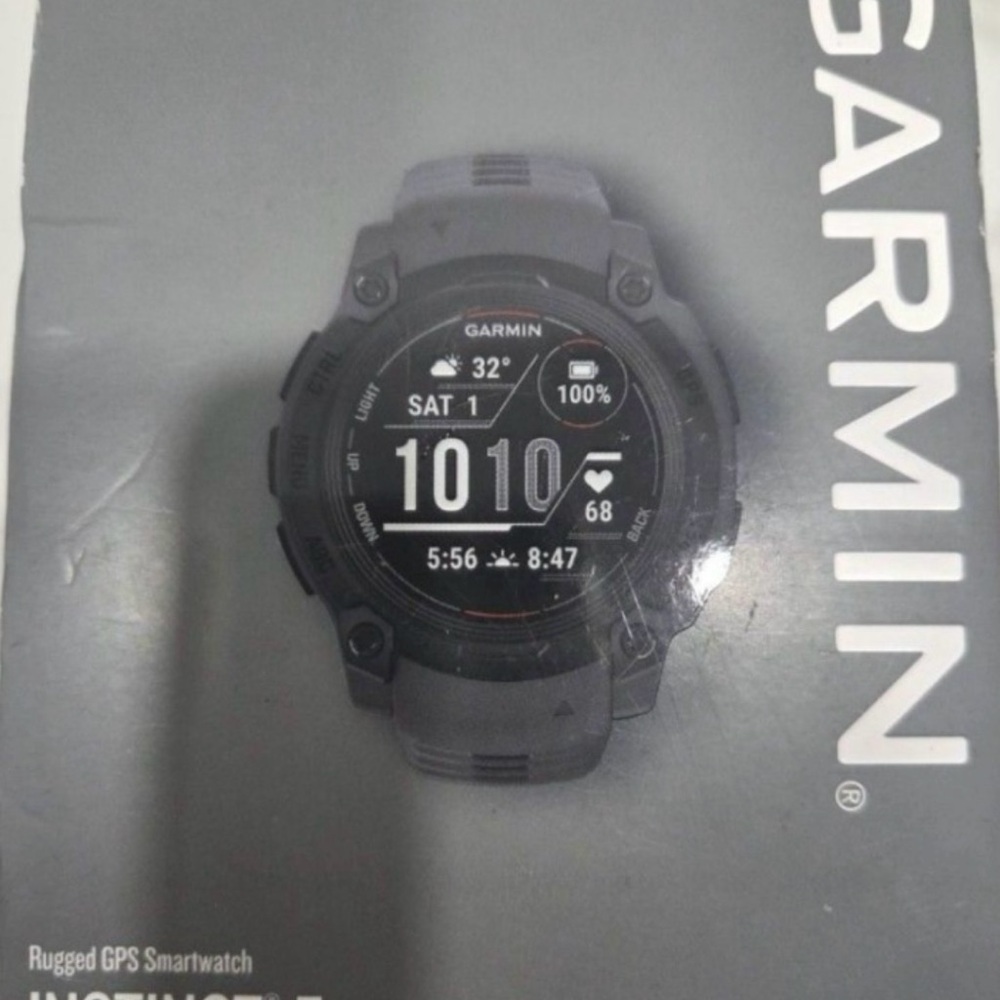 garmin instinct e series rugged GPS smartwatch in gray and black 40mm